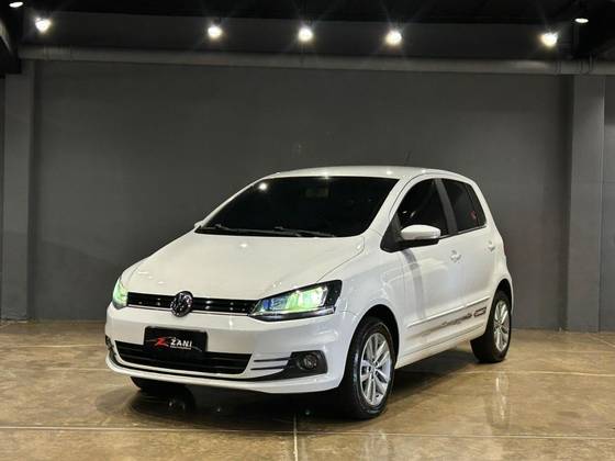 VOLKSWAGEN FOX 1.6 MSI TOTAL FLEX CONNECT 4P MANUAL VOLKSWAGEN FOX 1.6 MSI TOTAL FLEX CONNECT 4P MANUAL